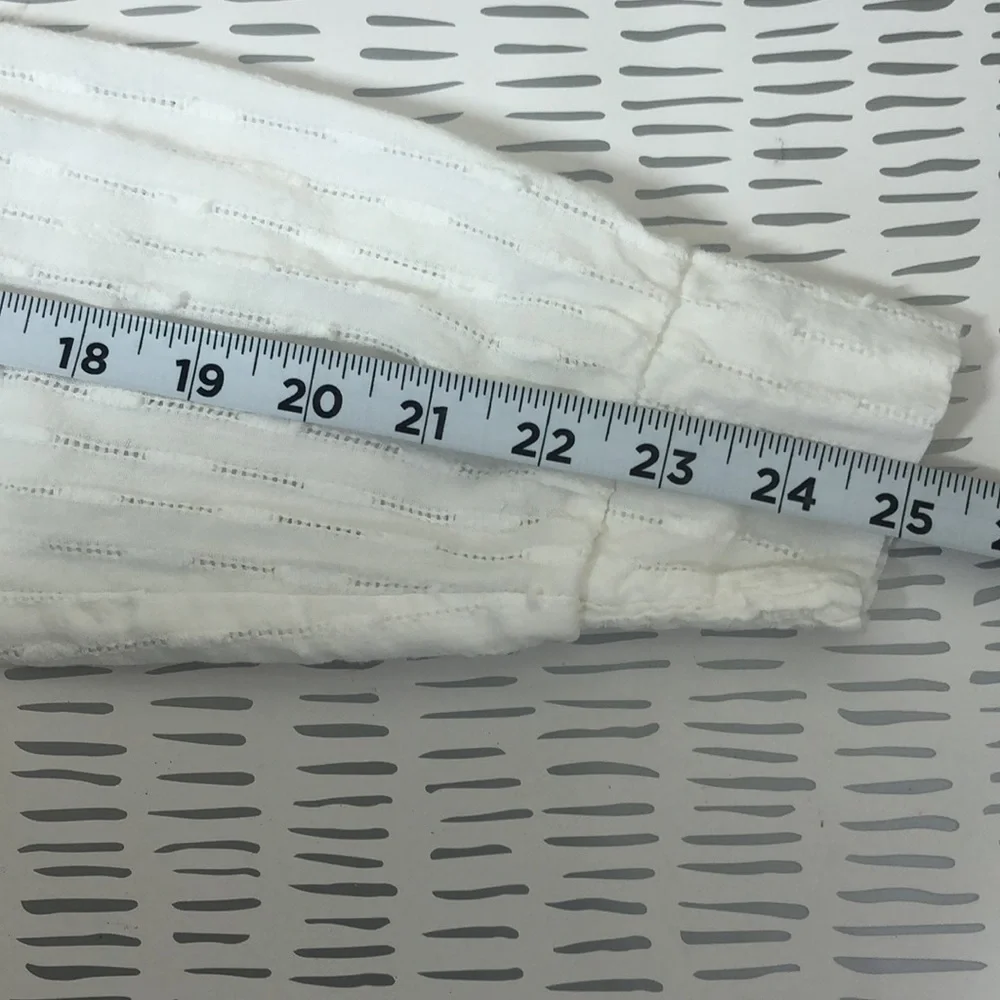 Roan + Ryan top white v-neck